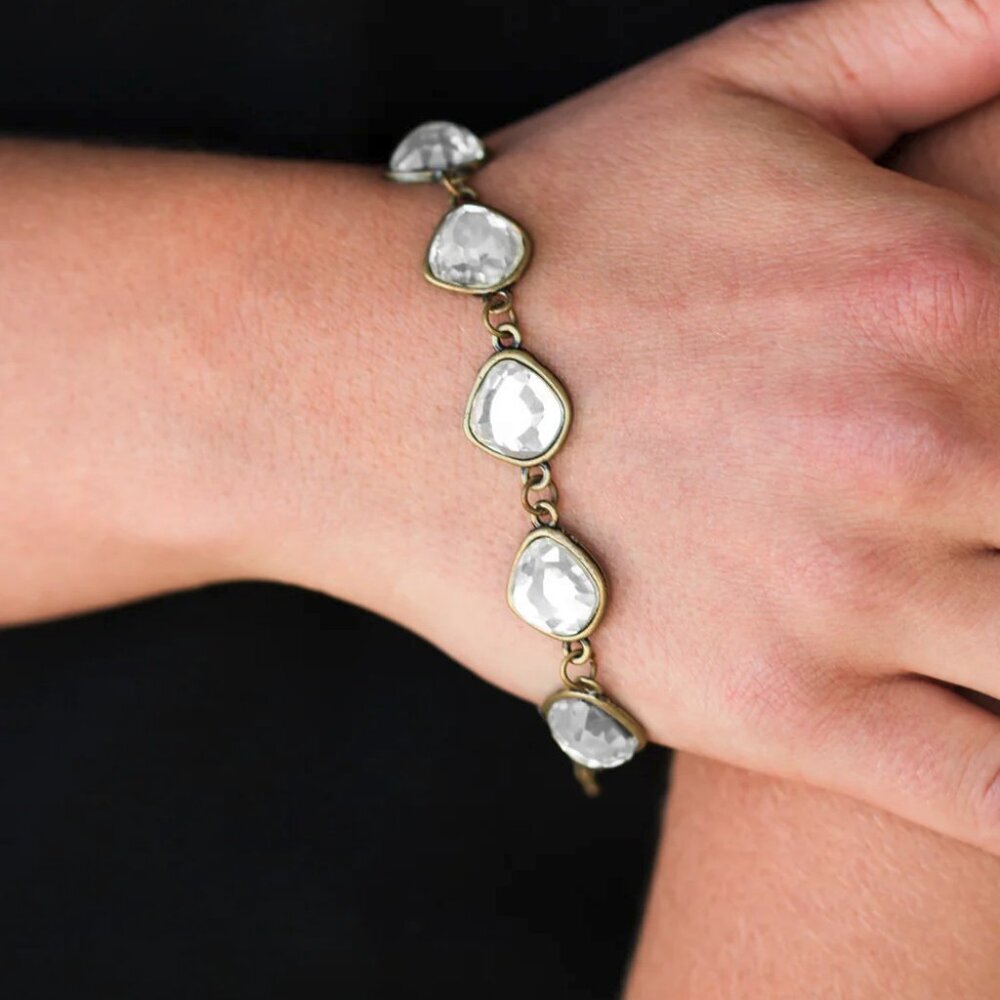 Paparazzi Jewelry Accessories - Perfect Imperfection - Brass Bracelet - Vintage